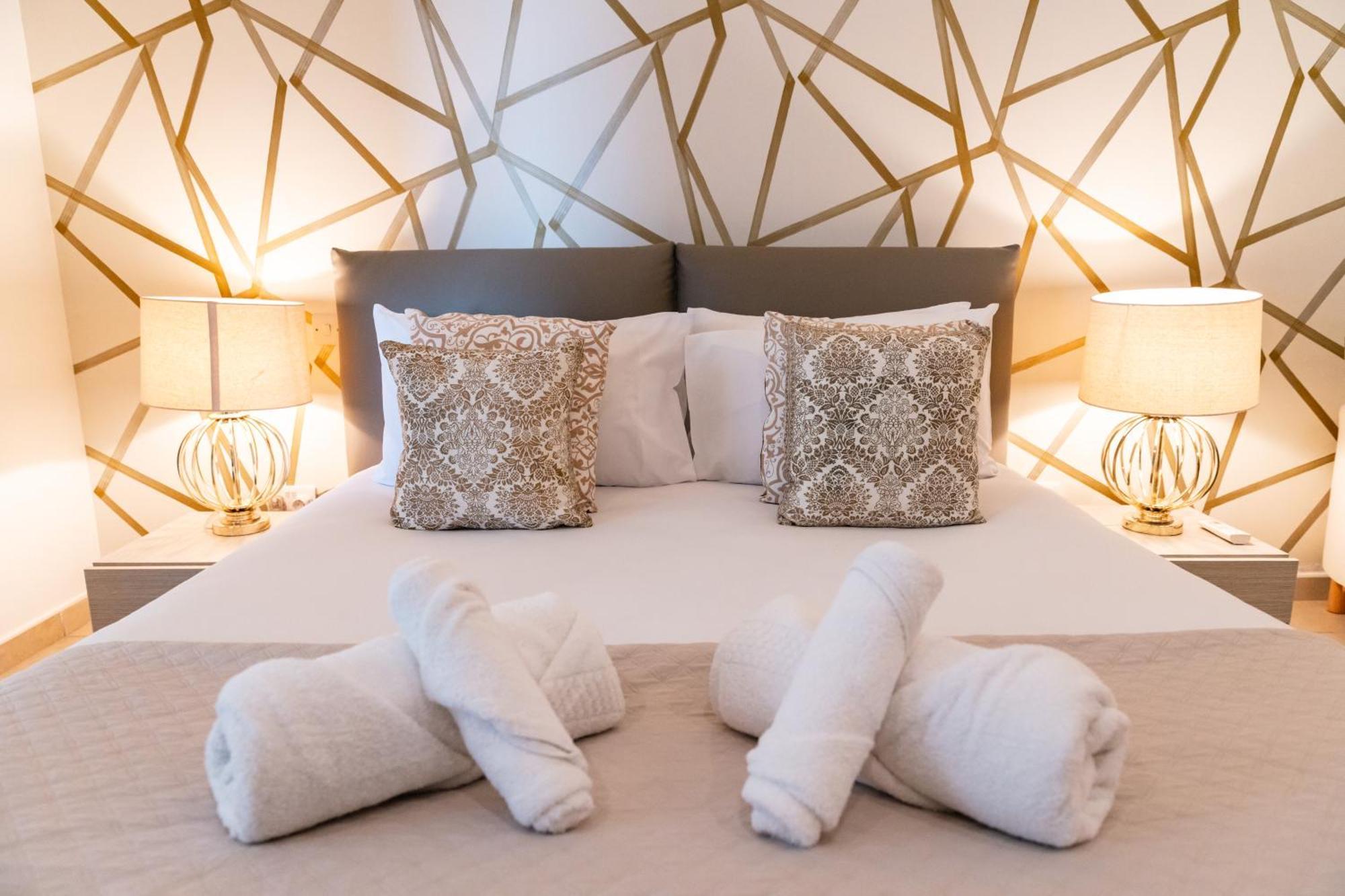 Luxury Seafront 3Br With Pool By Arcobnb Sliema Esterno foto